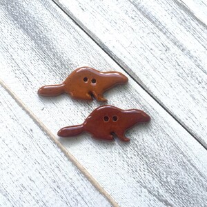 Beaver Button - Animal buttons - Wild animal buttons - Ceramic Buttons - sold individually