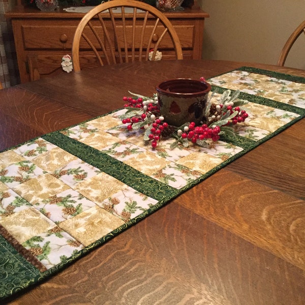 Quilted Christmas Table Runner, Quilted Table Runner, Table Runner, Quilted Christmas Table Decor, Christmas Table Decor