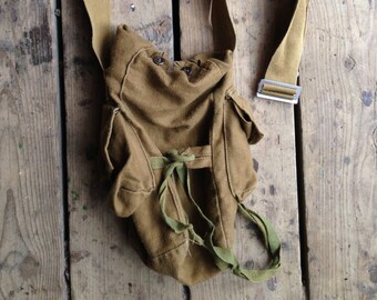 sac besace en toile Vintage / armée sac de masque à gaz / sac à vin / petit sac besace