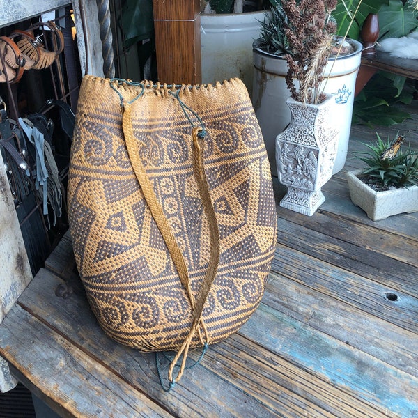 20th Century Ajat Basket Bag || Penan People Woven Bag || Borneo Woven Fibre Art Bag