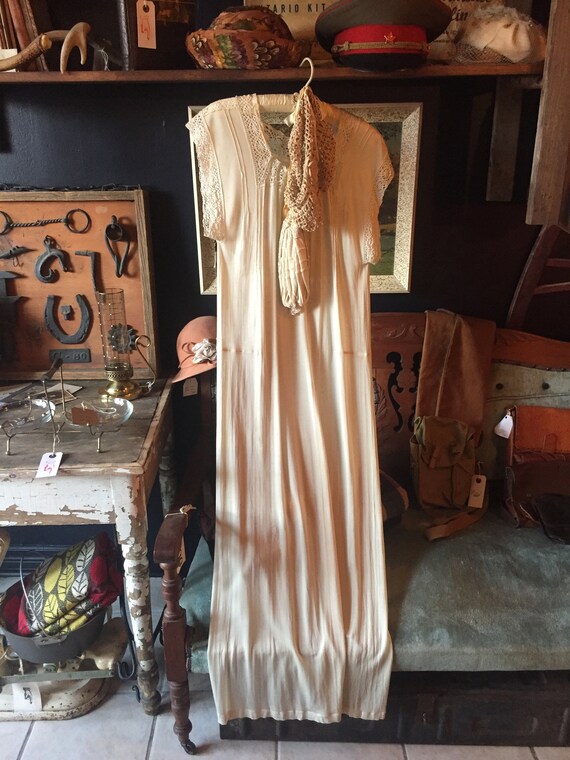 1920s Bridal Nightgown With Hat and Purse Antique … Gem