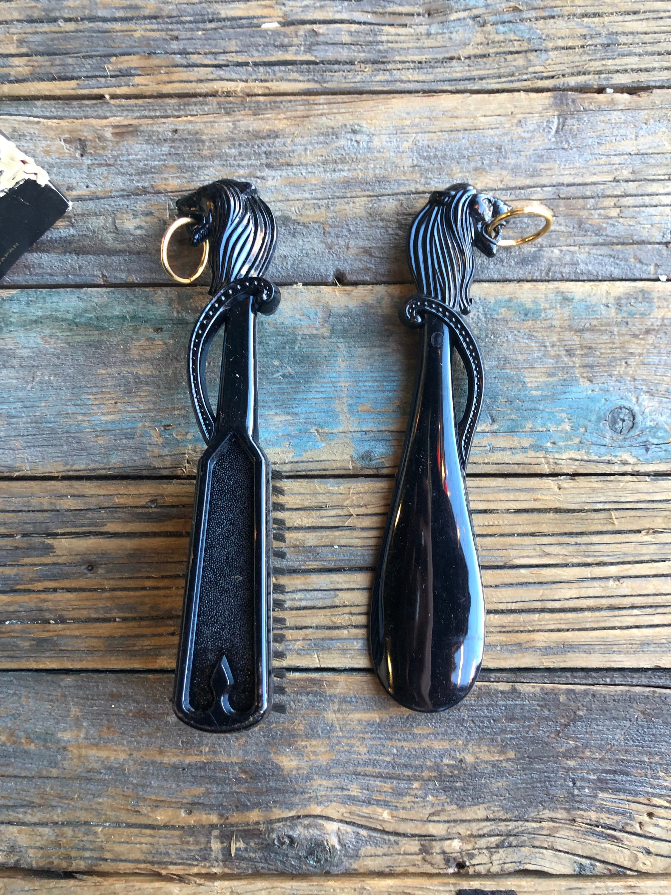 C1960s Horse Head Shoehorn & Clothes Brush Set | Vintage  display picture 2