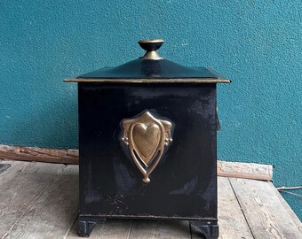 Colonial Antique Coal Box | Black Metal and Brass Coal Scuttle Box | Creative Storage