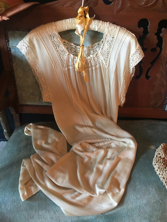1920s Bridal Nightgown With Hat and Purse Antique … Gem