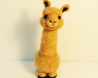 Lumee the Alpaca