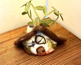 Kleine Nadel gefilzte Faerie Cottage Ornament
