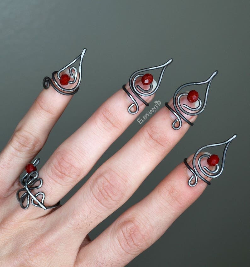 Witch Ring Finger Claws Knuckle Rings Gothic Jewelry Love Arrow Ring Nail Claws Black Iron Ring Witchy Claw Ring Set