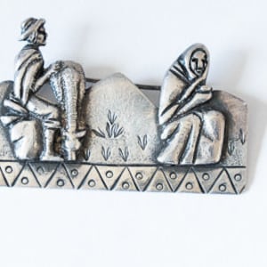 Vintage Peruvian Brooch/ pin - sterling silver - old and rare one-of-a-kind
