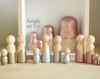 Metallic Minimalist Wood Peg Doll Family of Four Rose Gold Silver and Champagne Gold