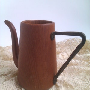 Wooden Tea Pot Flower Vase Rustic Folk Cottage Decor Kitchen Display ...