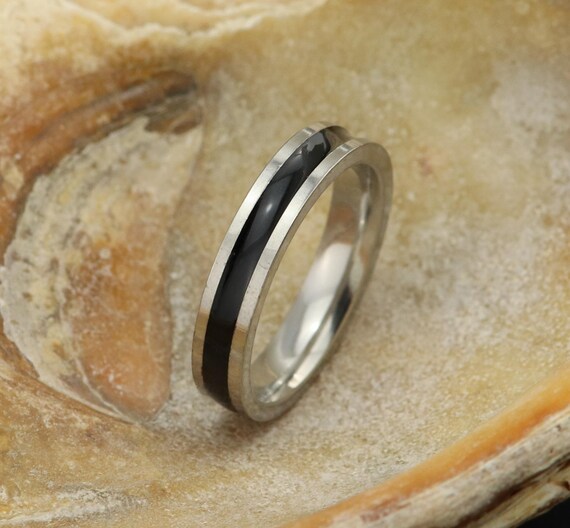 ブラックセラミックリング：シルバーメッキの結婚指輪 - Etsy 日本