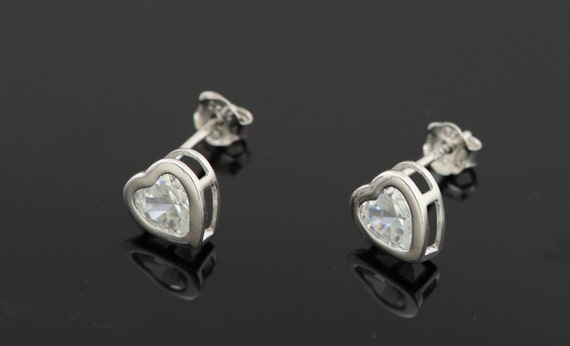 925 Sterling Silver Heart Stud Earrings With Clear Zircon - Clip-On Backing For Women