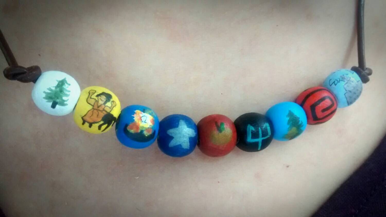 Collana Campo Mezzosangue Percy Jackson – Ciondolo SPQR Aquila Con Catena, Gioiello Da Regalo Per Fan