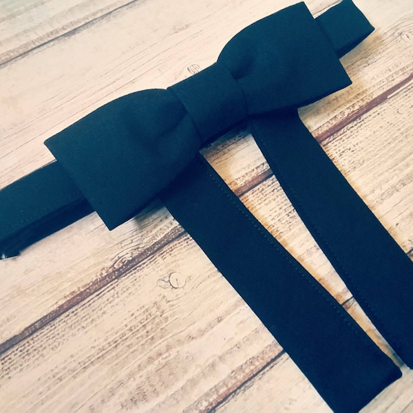Maverick bow tie. Western bowtie. Black cotton. Slimline. Skinny