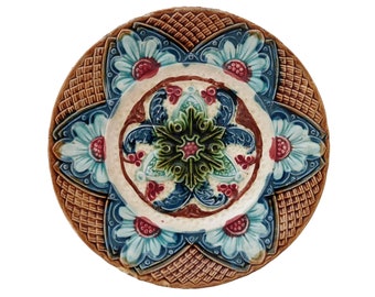 French Antique Majolica Flower and Leaf Plate by Onnaing, Art Nouveau Ceramic Wall Hanging Decor