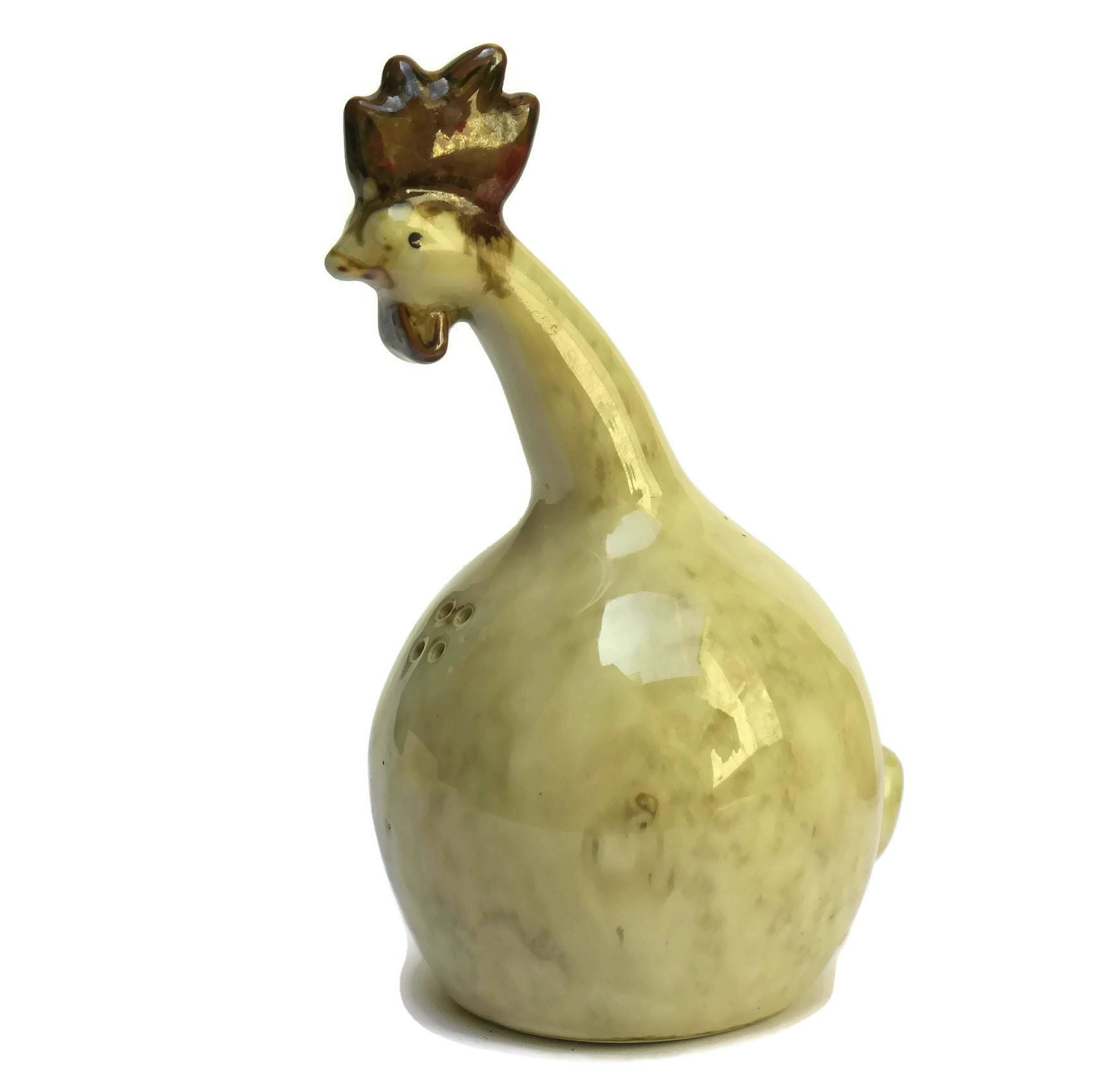 French Hen Pottery Salt and Pepper Shakers.
