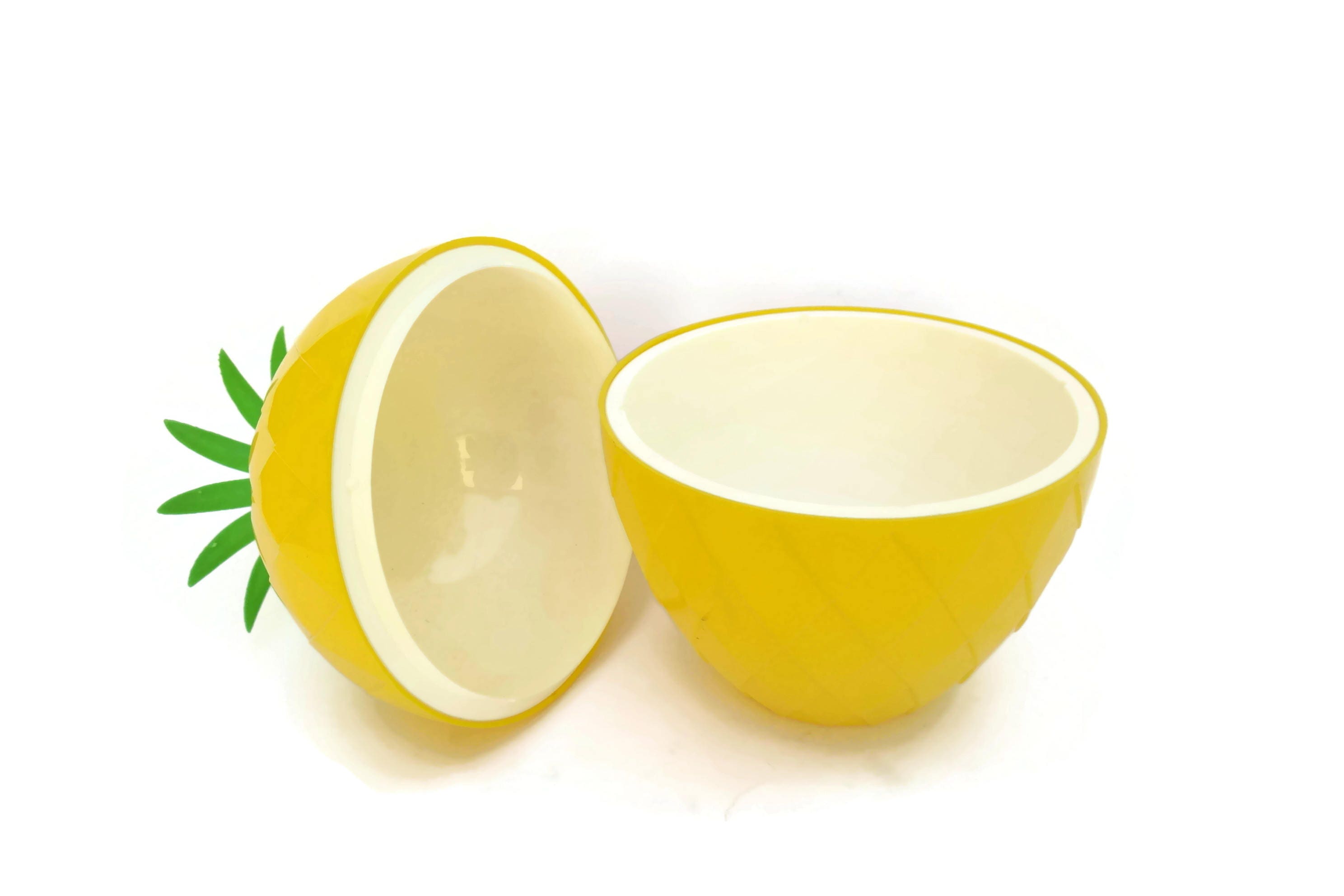 Vintage Yellow Plastic Pineapple Ice Bucket. Retro Barware. Yellow and