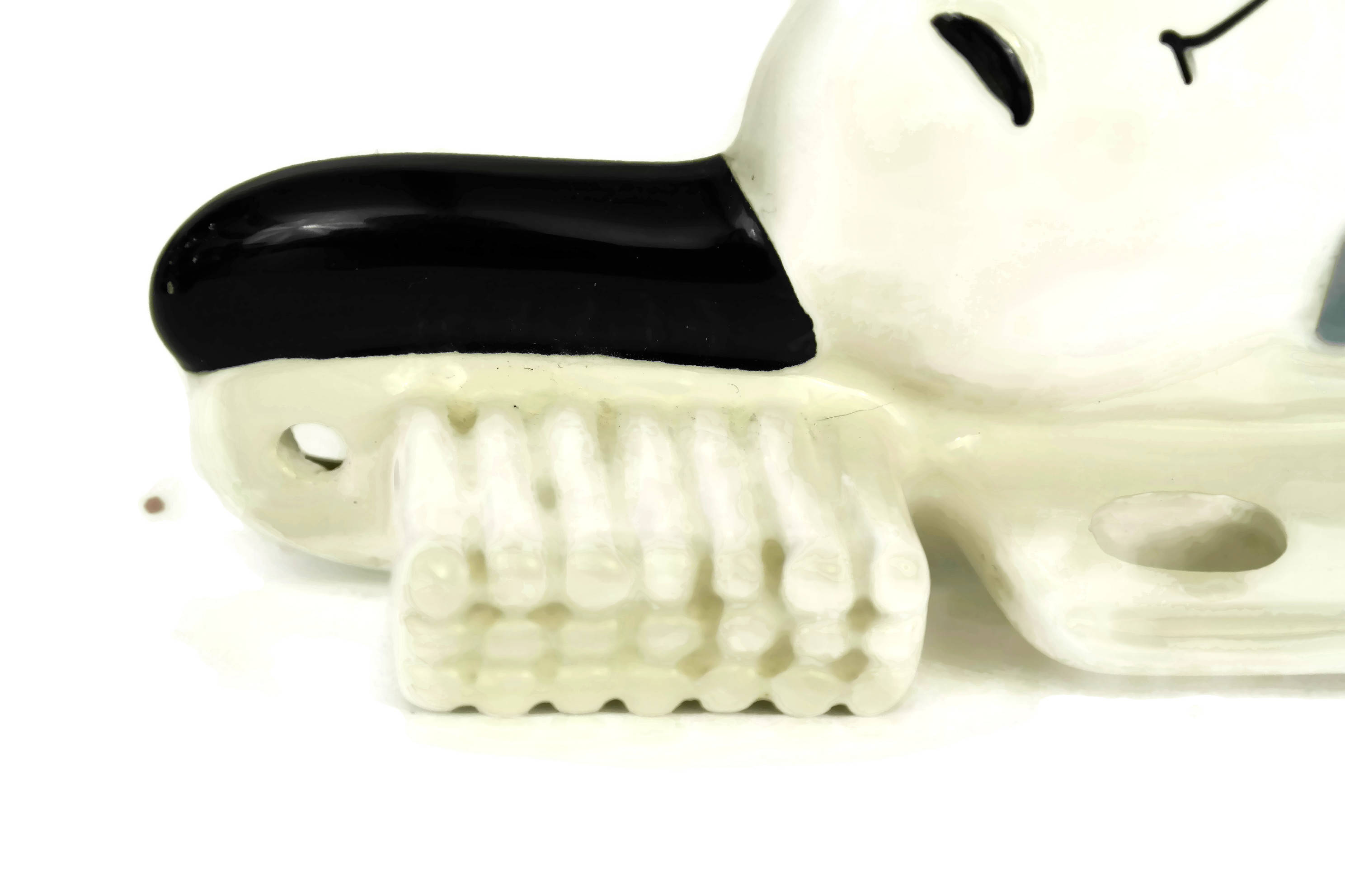 Vintage Snoopy Toothbrush Holder. Ceramic Dog Figure Bathroom Decor