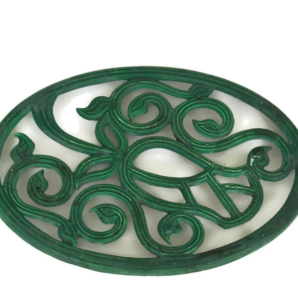 French Enamel Pot Rest. Country Cottage Kitchen Trivet.