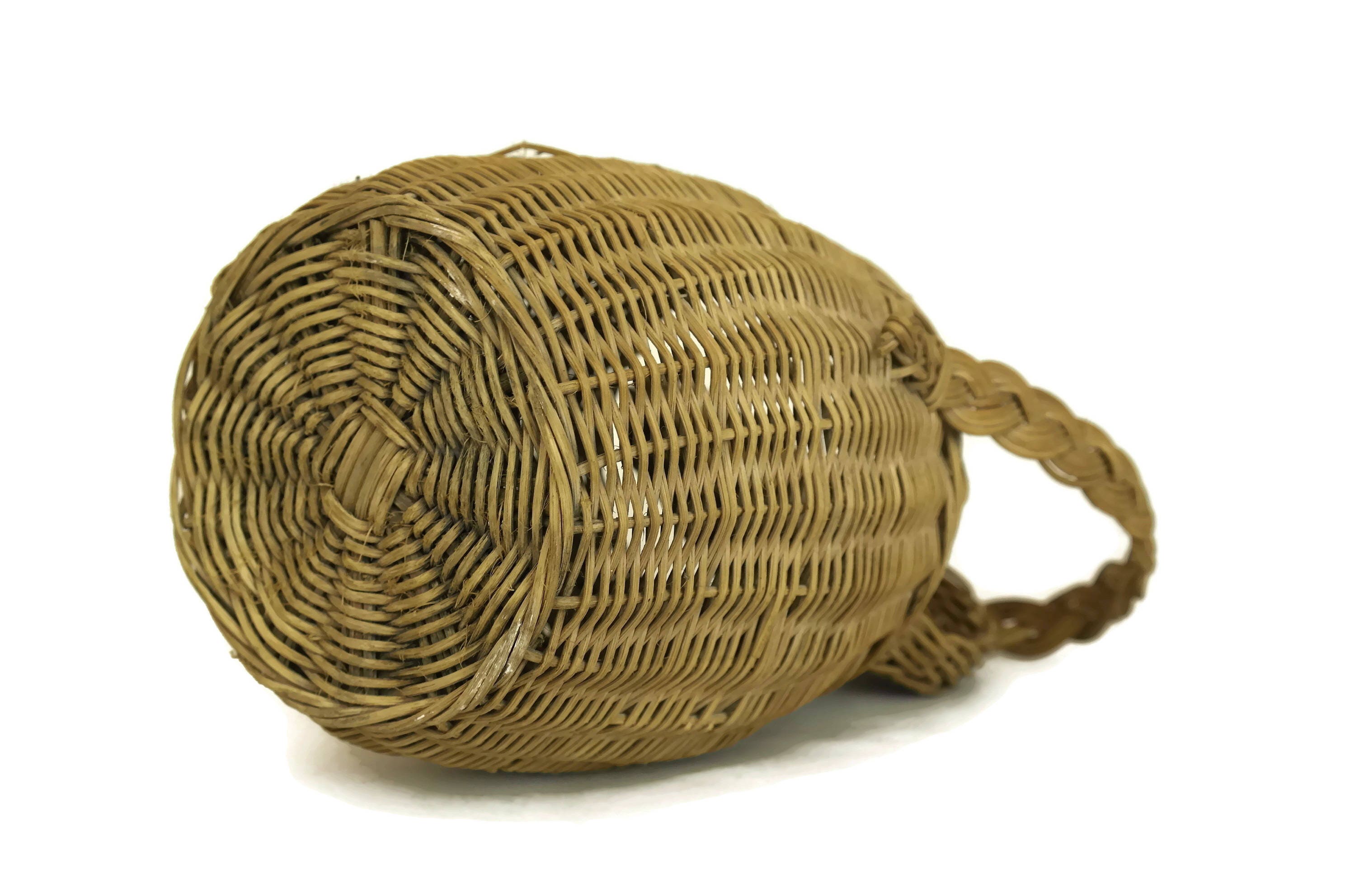 Vintage French Garlic Basket. Rustic Kitchen Decor and Storage. Hand