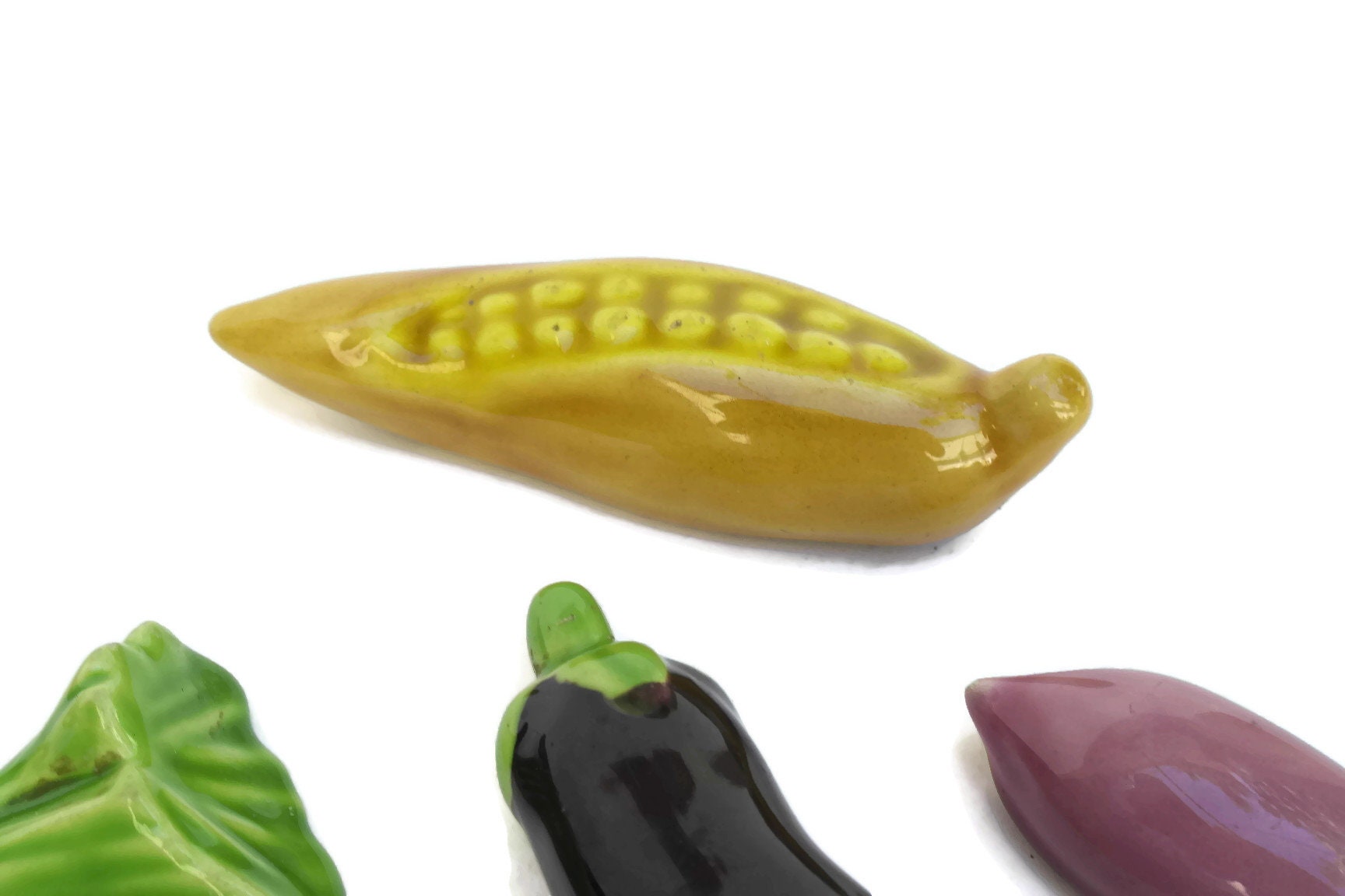 Ceramic Vegetable Knife Rests.