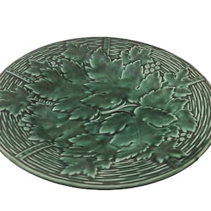 French Green Majolica Plate with Grape Vine Leaf and Basket Weave Pattern by GIEN image 4