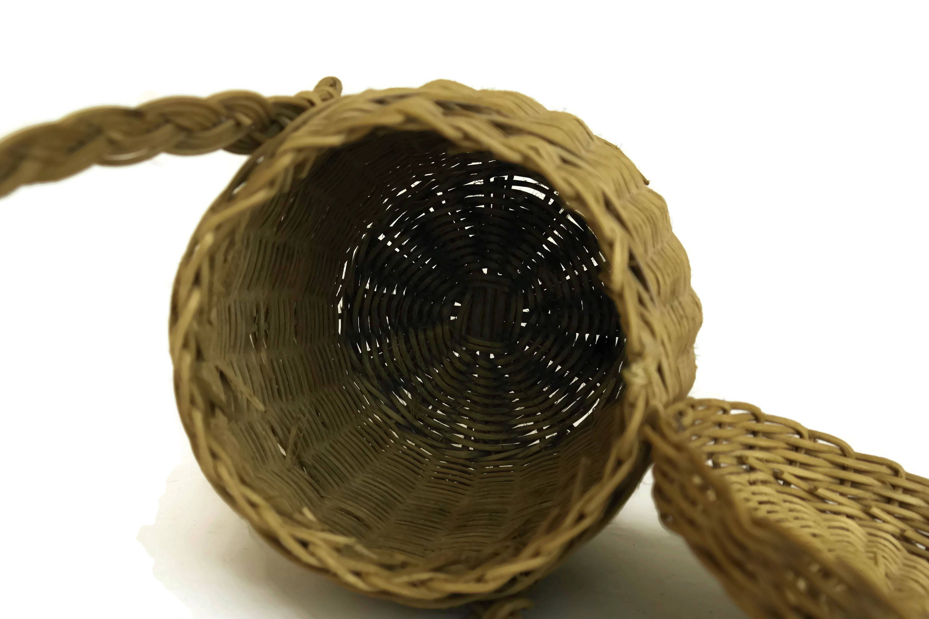 Vintage French Garlic Basket. Rustic Kitchen Decor and Storage. Hand