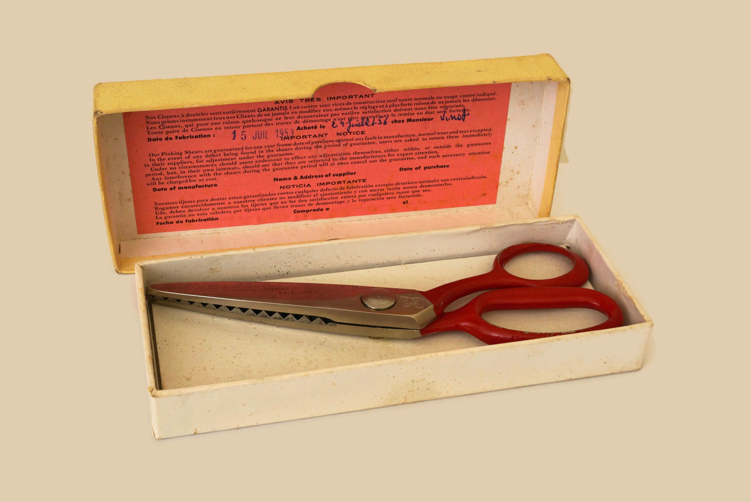 French Vintage Singer Pinking Shears, Stainless Steel Zig Zag Scissors