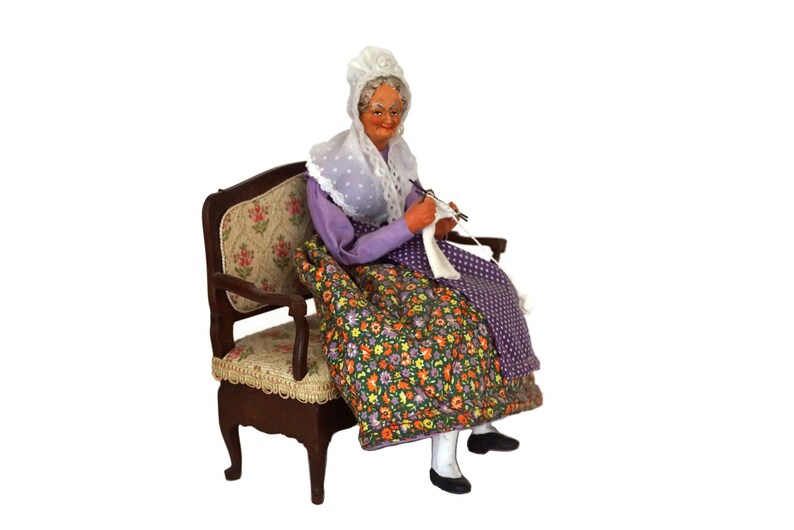 Old Lady and Man Folk Art Dolls French Santon Couple image 3