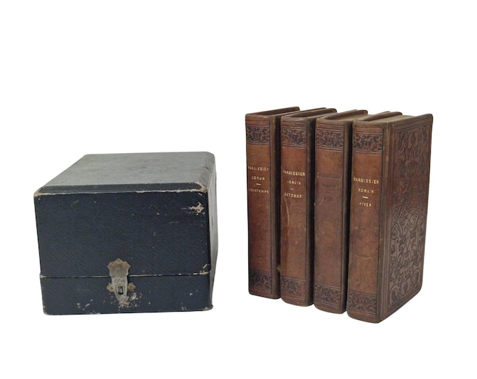 Leather Bound French Prayer Books, Boxed Set of 4 Seasonal Roman Catholic Parishioner Missals