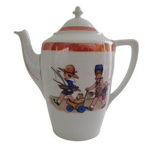 Art Deco Lusterware Teapot