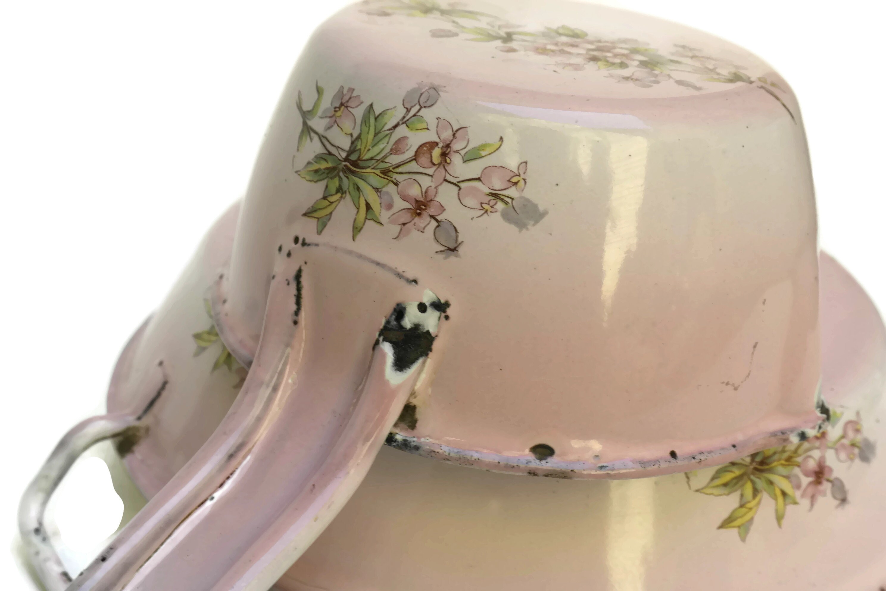 Shabby French Enamel Saucepan Set. Antique Pink Flower Enamelware Pans