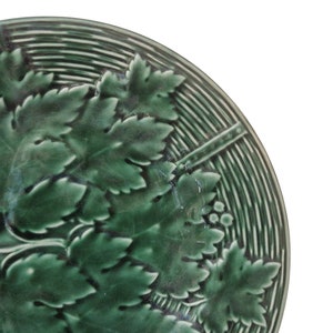 French Green Majolica Plate with Grape Vine Leaf and Basket Weave Pattern by GIEN image 7