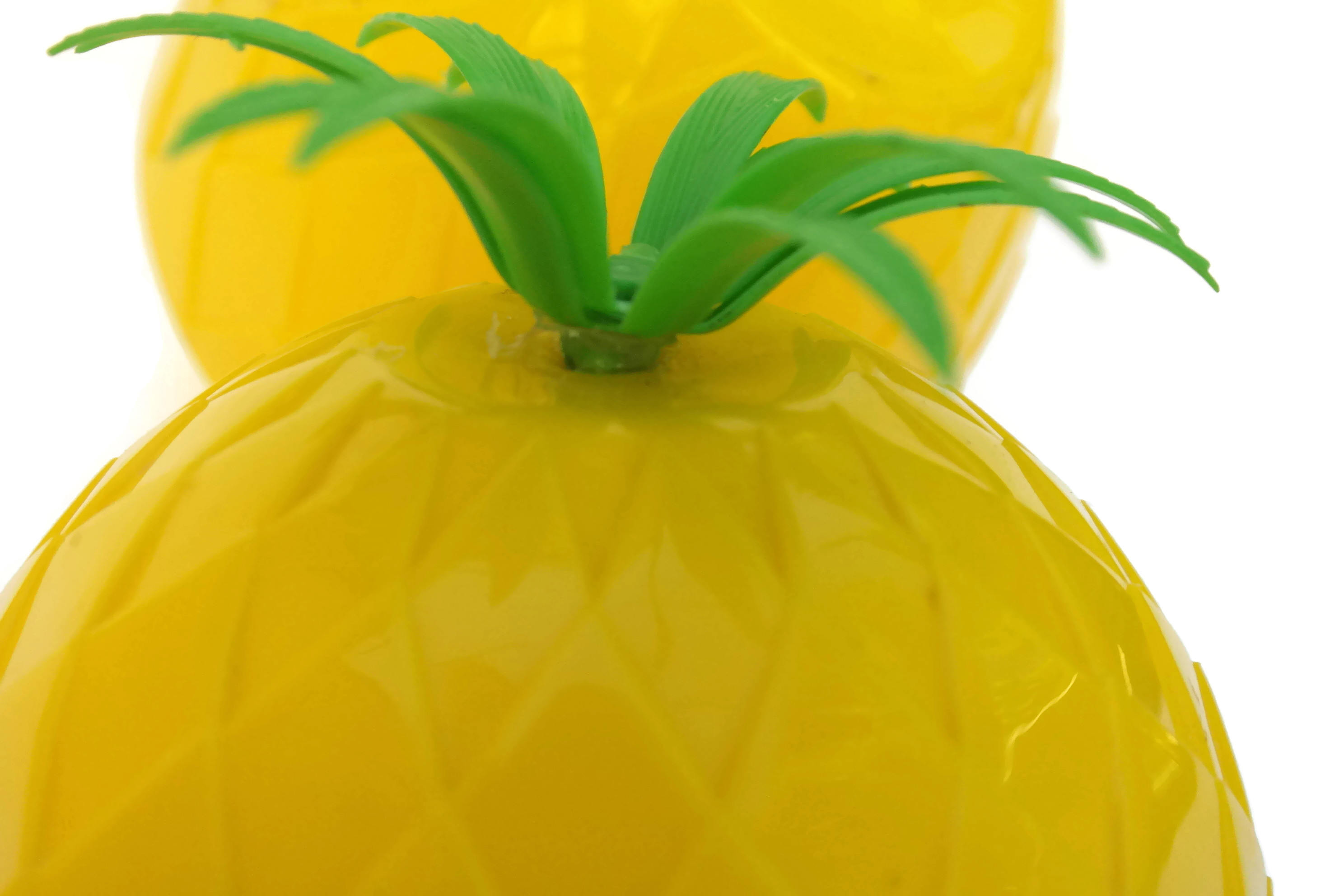 Vintage Yellow Plastic Pineapple Ice Bucket. Retro Barware. Yellow and