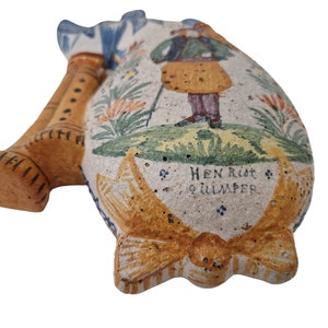 Quimper Wall Pocket Bagpipe Vase