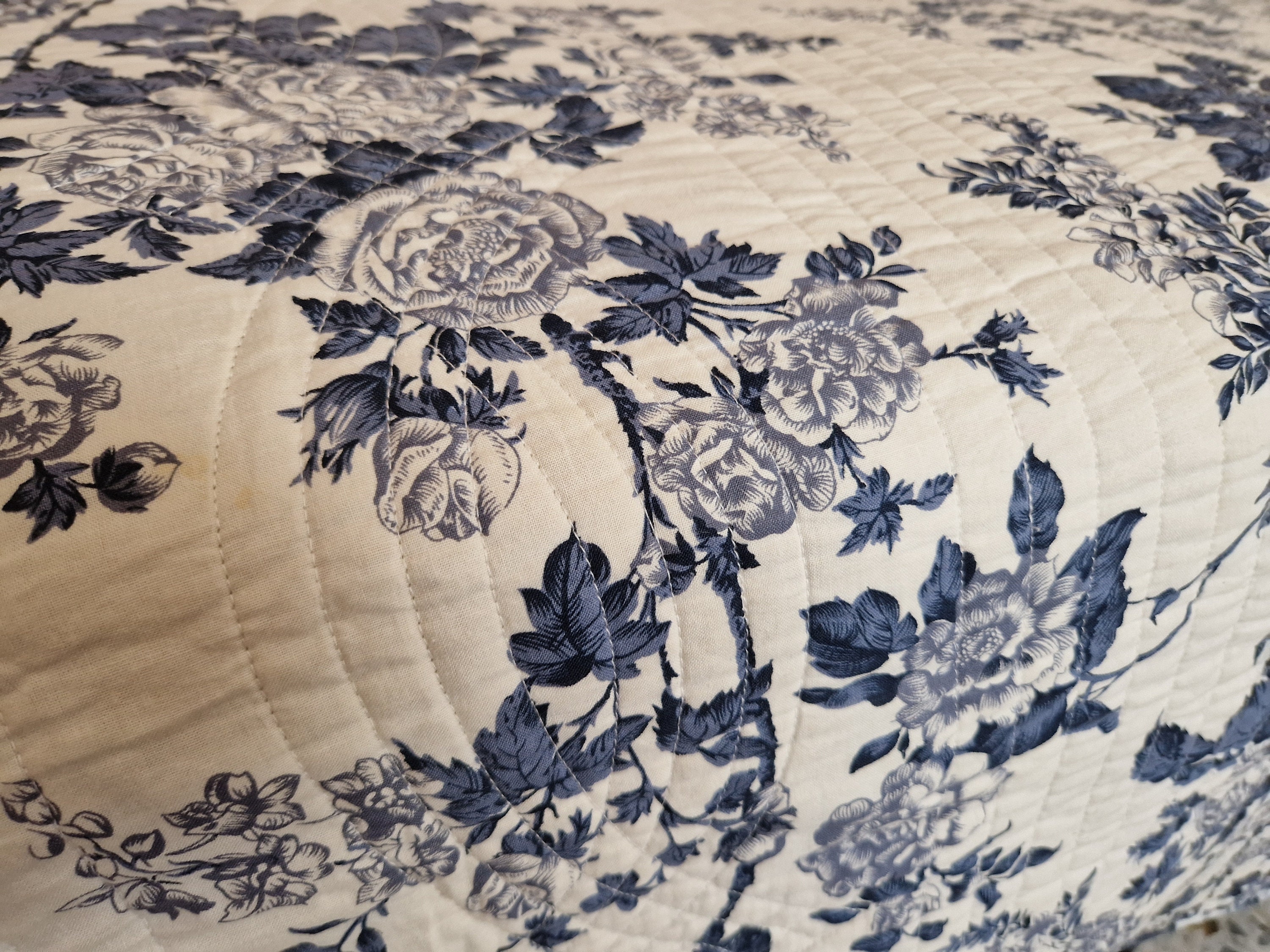 French Bed Quilt with Blue Rose Printed Cotton, Shabby French Chic