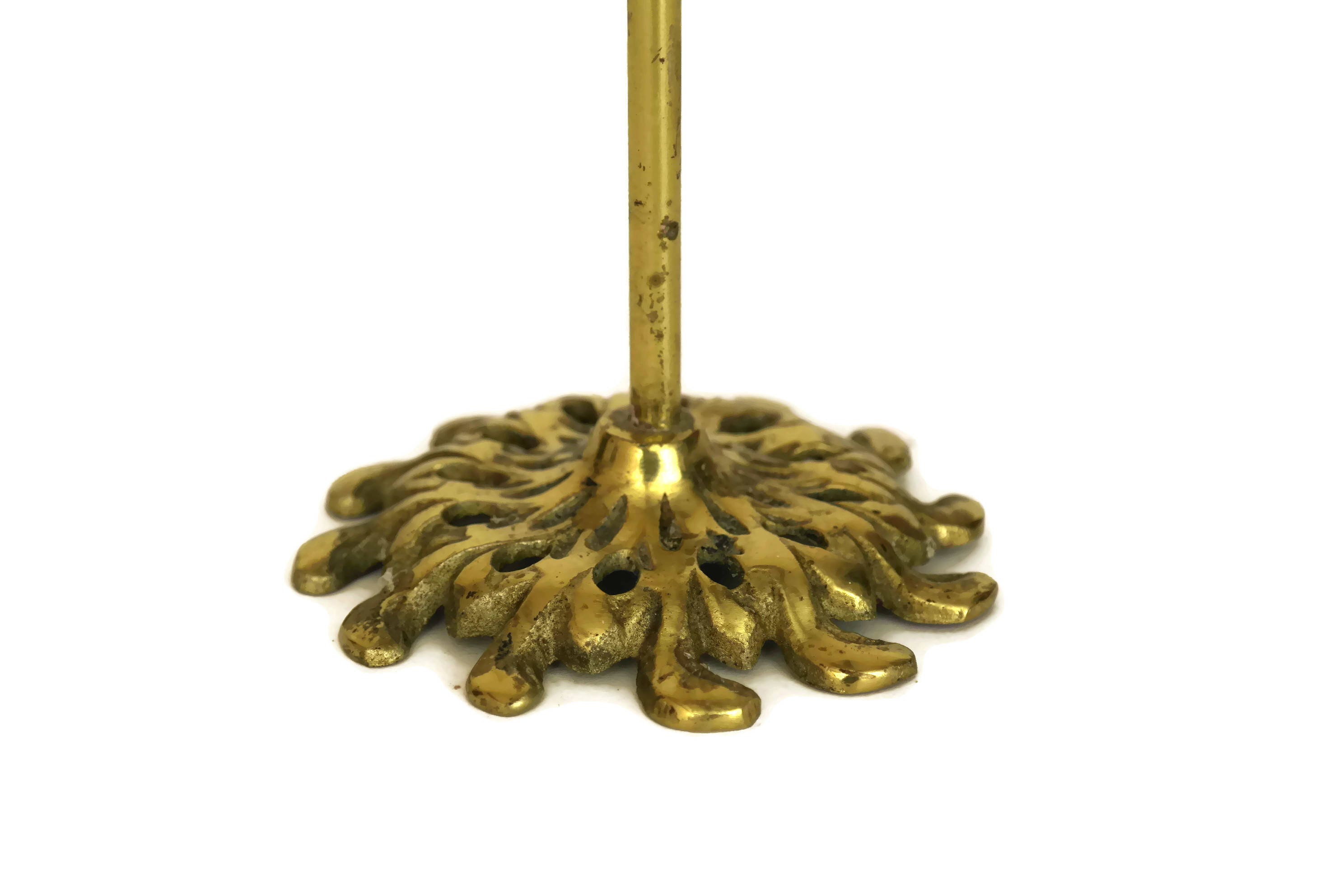 Vintage Brass Hand Clip Letter Holder Stand. Victorian Style Mail