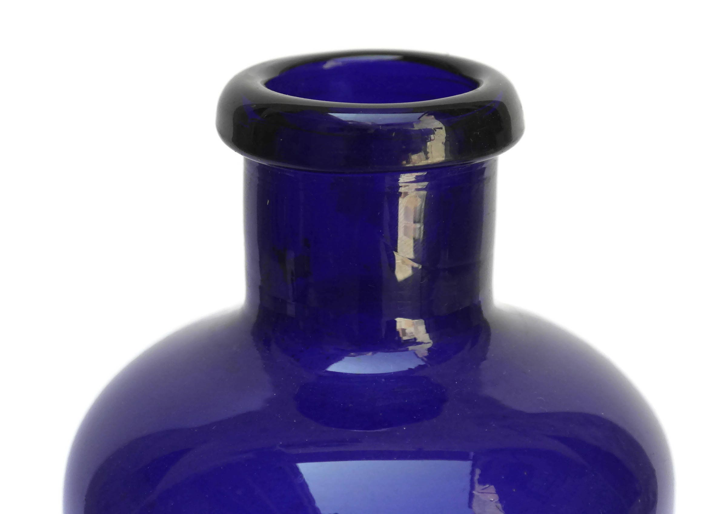 Antique Cobalt Blue Glass Apothecary Jar.