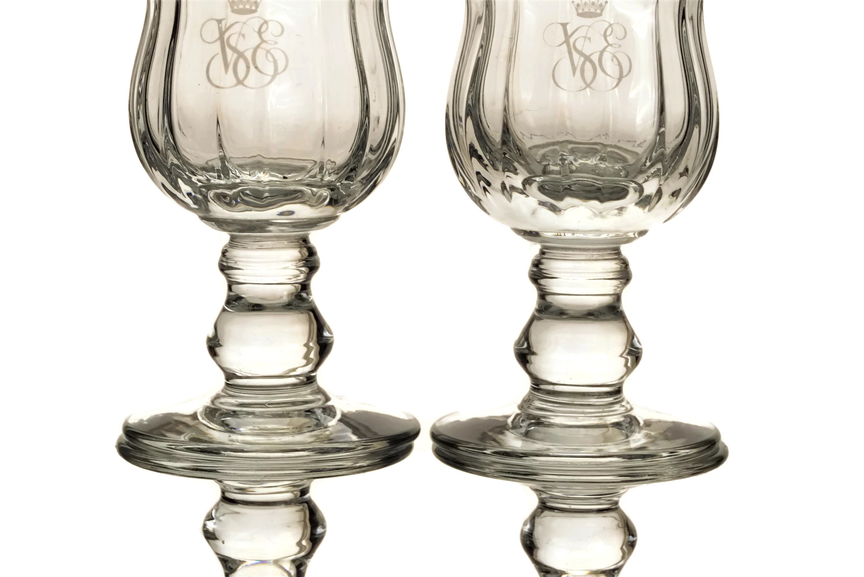 Casarialto Hand-Painted Orient Express Wine Glasses - Set of 4