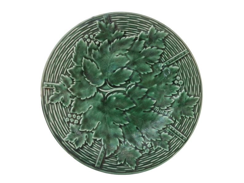 French Green Majolica Plate with Grape Vine Leaf and Basket Weave Pattern by GIEN image 3