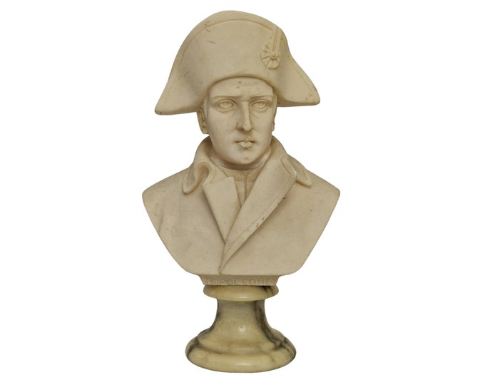 Napoleon Bonaparte Bust Alabaster Statuette by Arnaldo Giannelli, French Military Decor and Collectibles