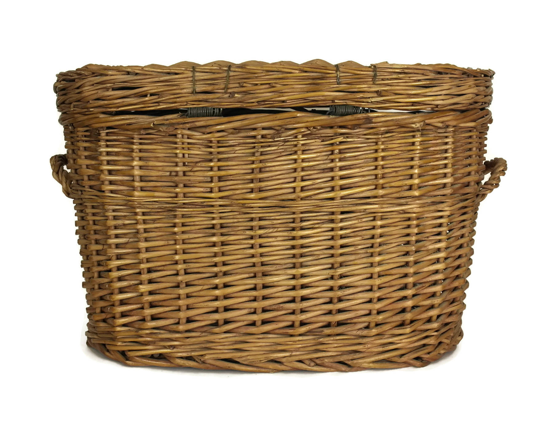 French Laundry Basket with Lid.