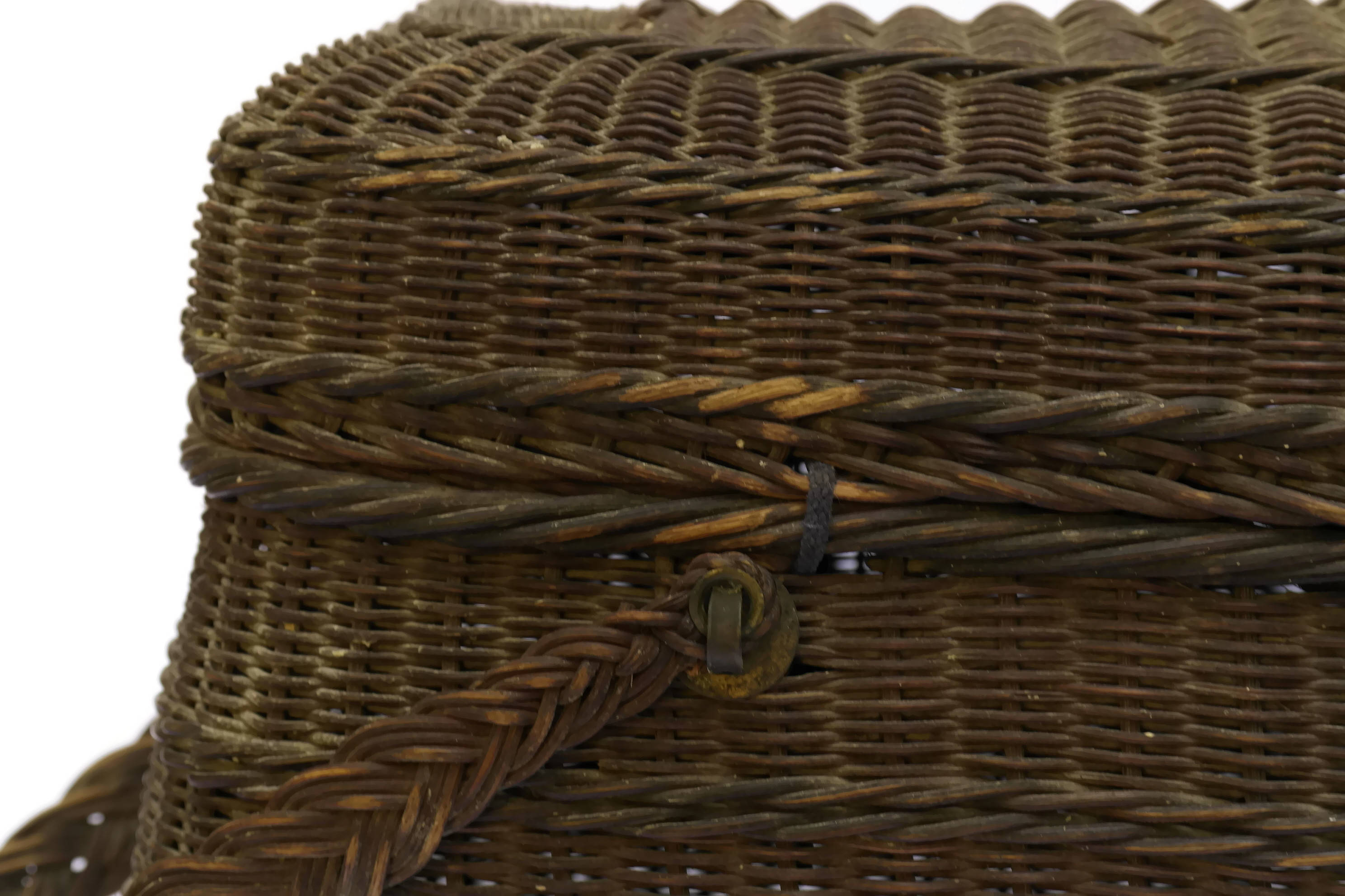 Rustic Knitting Basket. French Antique Basket with Lid and Clasp.