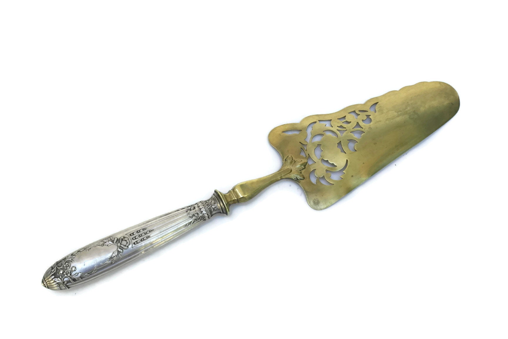 Antique Sterling Silver Cake Server.