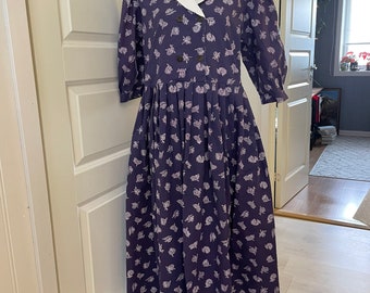 Double breasted navy floral Laura Ashley dress vintage