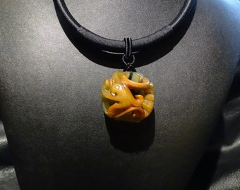 Jade Pendant Necklace, Carved Hetian Nephrite, Ming/Qing