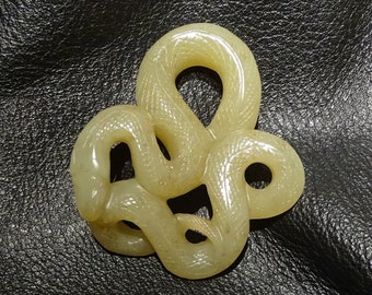 Jade Snake Pendant, Yellow Hetian Nephrite, 1800s