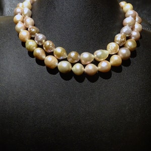 Baroque Pearl Necklace, Peachy Pink, Vintage Jewelry