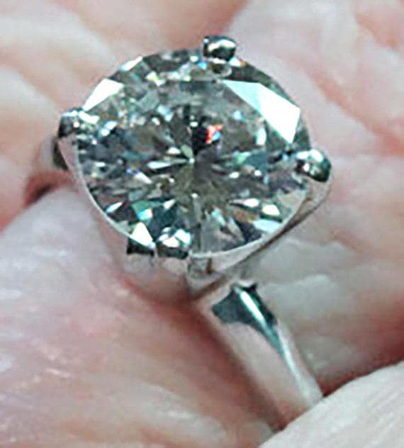 GIA Natural Diamond Ring 2.17ct, GIA Certified Sol