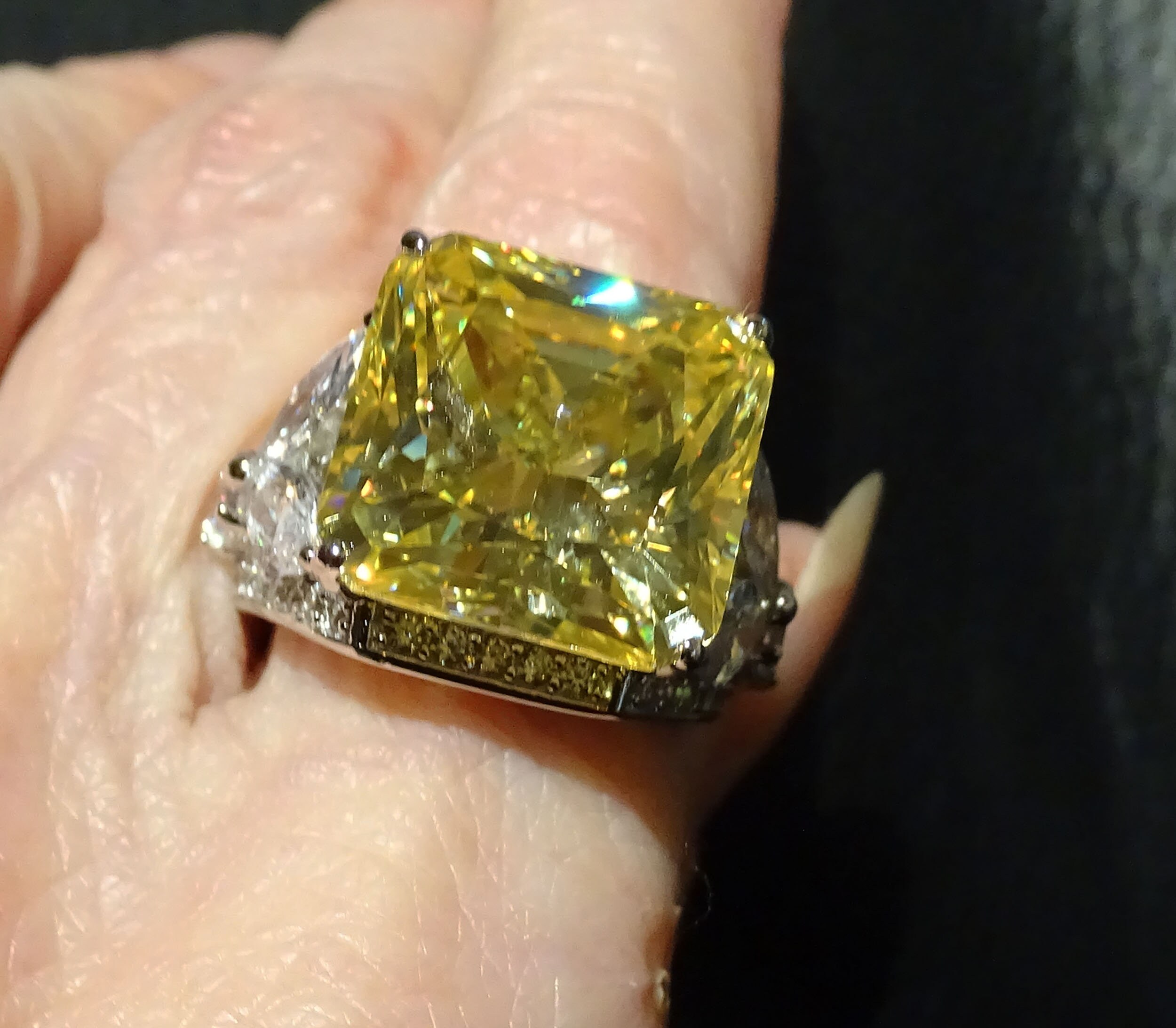 Fancy Vivid Yellow Diamond and Diamond Ring | Fine Jewels | 2021 |  Sotheby's | Fine jewels, Yellow diamond, Inspirational ring